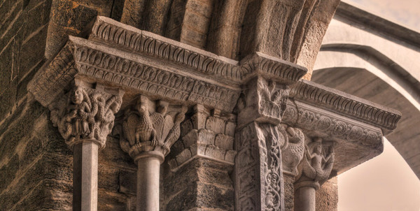 21sacra_cosavedere4scalone_011024x5 21sacra_cosavedere4scalone_011024x5