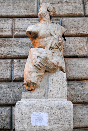 Dgj_0172__talking_statue Dgj_0172__talking_statue